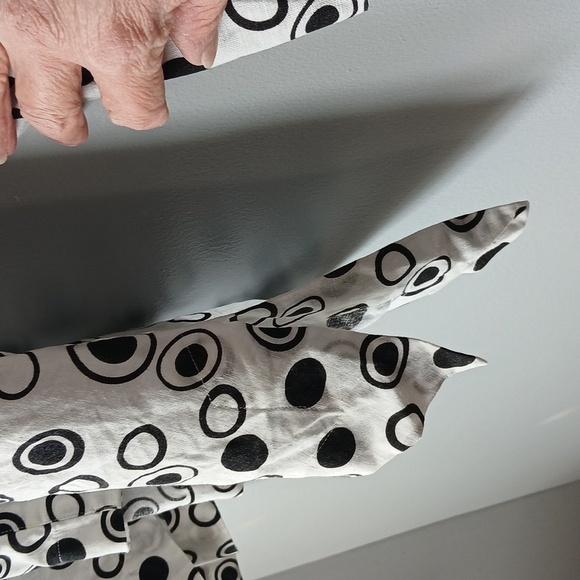 Courtney Washington Linen Black and White Polka Dot Blouse Womens Medium - Picture 5 of 7